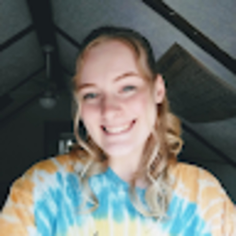 Meet your Posher, Makayla